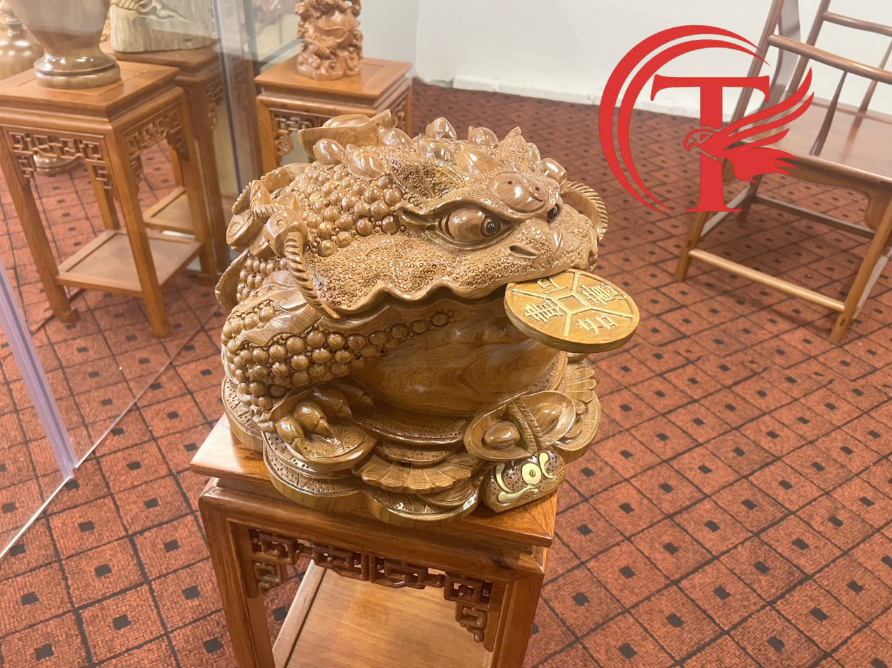 Alternative view of Điêu Khắc Tượng Cóc Thiềm Thừ Chất Liệu Gỗ Hương - Đúc Nguyên Khối Đường Kính 40cm