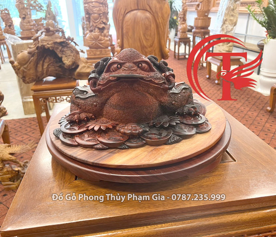 Alternative view of Tượng Cóc Thiềm Thừ Gỗ Trắc Đỏ Đen - Sự May Mắn và Bình An Cho Gia Đình Bạn